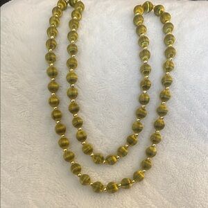 Elegant Gold Beaded Necklace